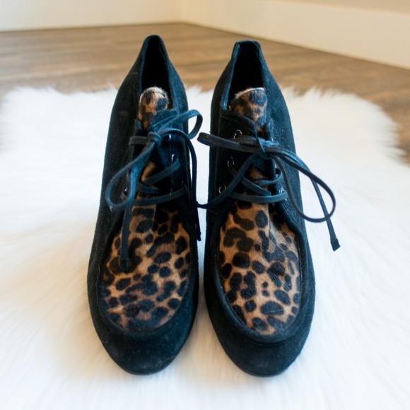 Stuart Weitzman Leopard Suede Booties - Picture 4 of 5
